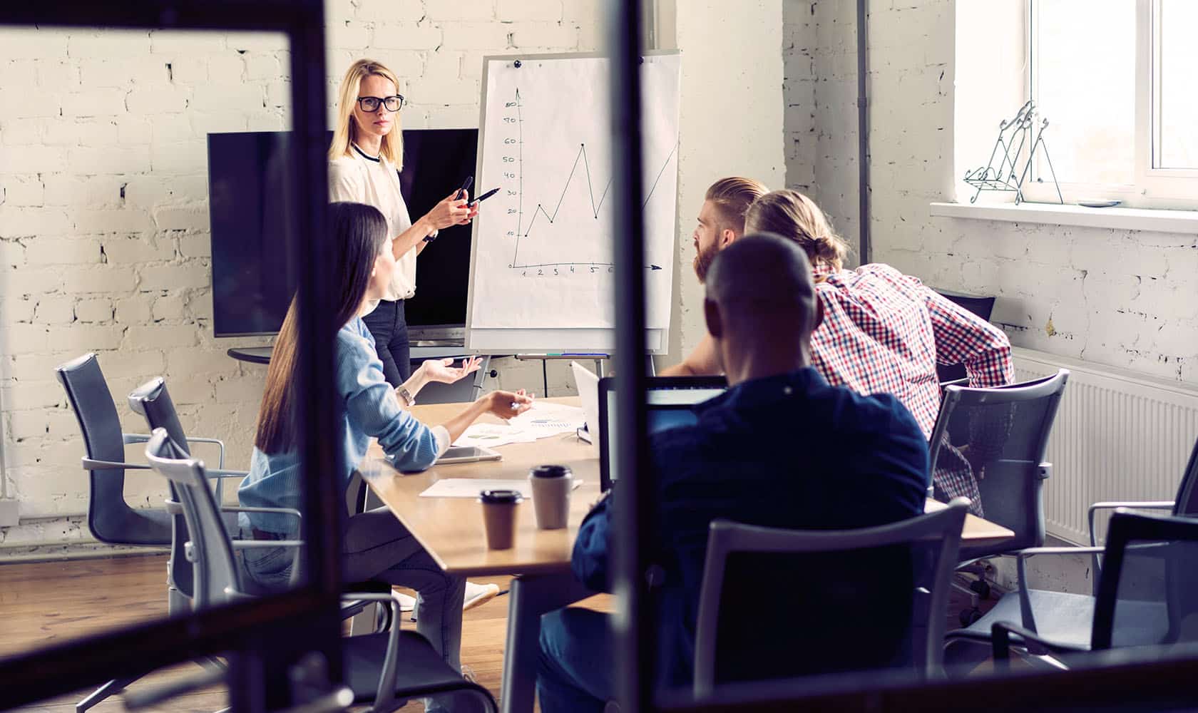 Featured image for “3 Ways to Streamline and Optimize Your Business with Collective Intelligence”